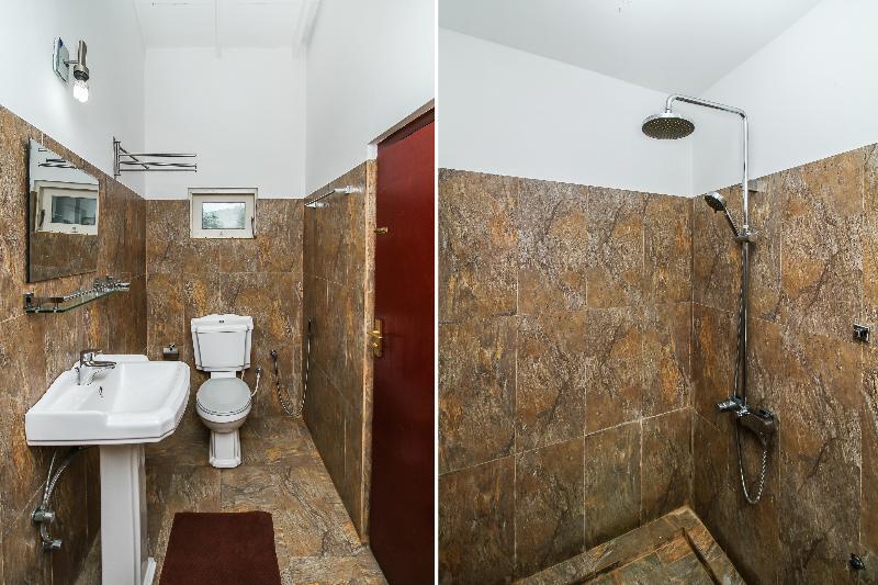 Oyo 347 Hotel Empryean Katunayaka Buitenkant foto